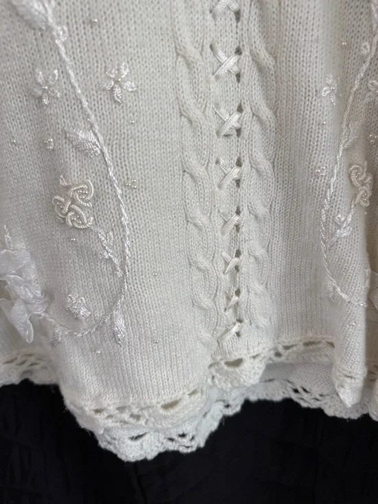 Vintage 80s/90s Koret Ivory Sweater 3D Floral Pearl Bead Embroidery Sz M - Picture 3 of 12